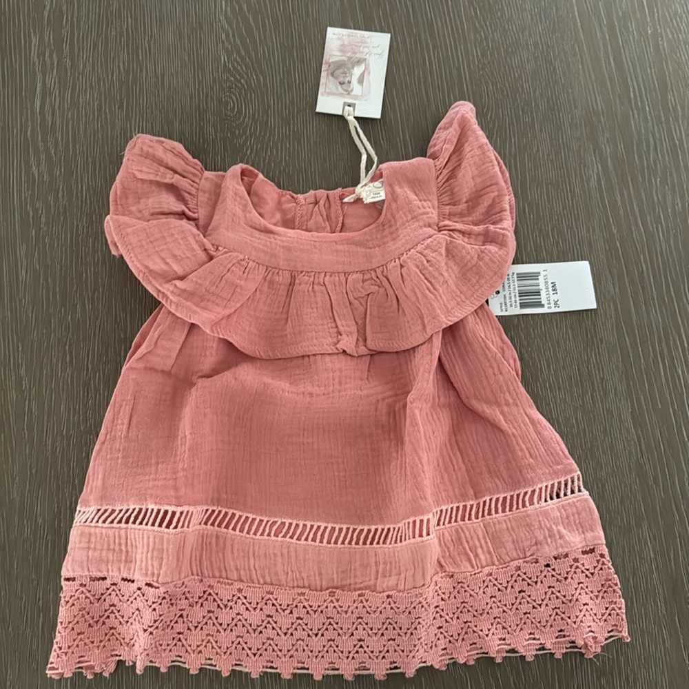 Jessica Simpson 18 M top